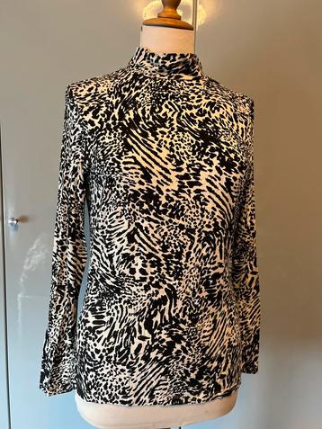 Coltruitje Mint Velvet maat 38-40 beschikbaar voor biedingen