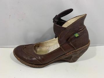 El Naturalista, maat 38. Aparte bruine duurzame schoenen. beschikbaar voor biedingen