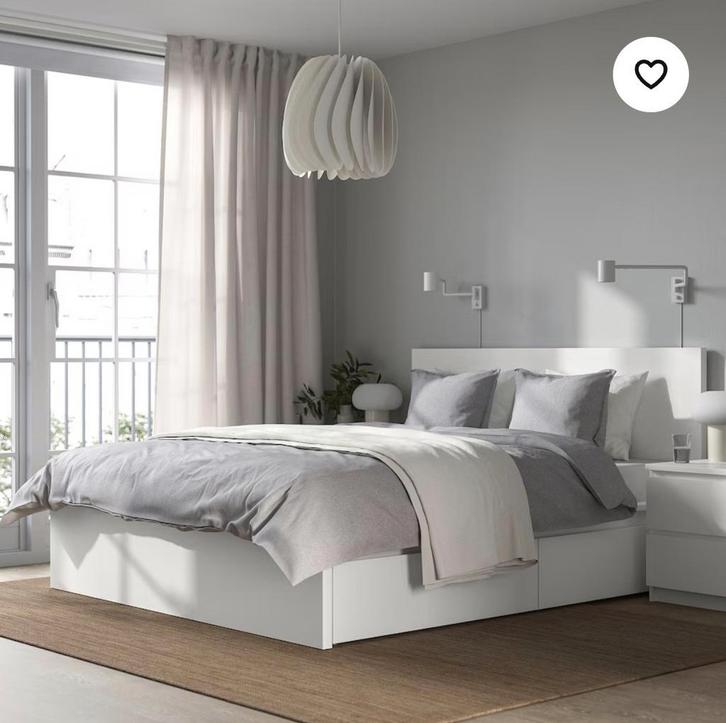 Prachtig Ikea Malm bed ,lattenbodems, goed matras 180x200cm, Huis en Inrichting, Slaapkamer | Boxsprings, Zo goed als nieuw, 180 cm