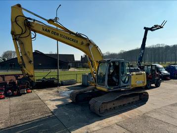 New Holland E215B rupskraan 2007 graafmachine  Kobelco  beschikbaar voor biedingen
