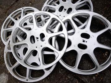 film  16mm film hamerslag Posso spoelen 27cm en 36cm diamtr  beschikbaar voor biedingen
