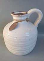 Leuke witte Riverdale vaas, Huis en Inrichting, Woonaccessoires | Vazen, Gevondenengemaakt@gmail.com, Riverdale, Wit, Aardewerk of Porselein