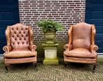 origineel Engelse Chesterfield oorfauteuils, Huis en Inrichting, Fauteuils, Ophalen, Gebruikt, Leer, 75 tot 100 cm