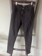 Zwarte spijkerbroek 38 jeans broeken zwart broek pants, Verzenden, Gedragen, Zwart, W30 - W32 (confectie 38/40)