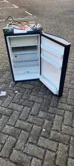 Electrolux RM4270 camper caravan koelkast op gas en 12v 220v, Caravans en Kamperen, Camper-accessoires, Ophalen of Verzenden, Gebruikt