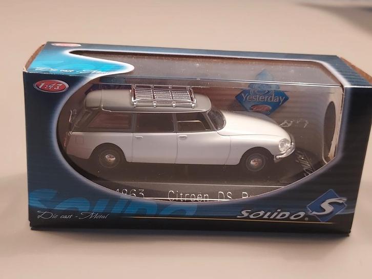 Citroën DS21 Break 1:43 Solido  als nieuw, Hobby en Vrije tijd, Modelauto's | 1:43, Nieuw, Auto, Solido, Ophalen of Verzenden