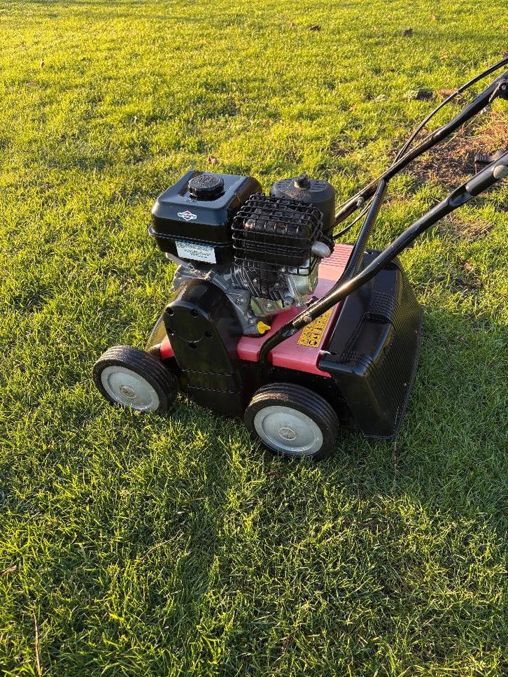 Benzine Verticuteer Machine Wolf&Garten Expert UV 40B, Tuin en Terras, Verticuteermachines, Gebruikt, Benzine, Ophalen