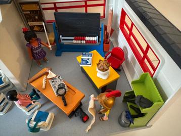PLAYMOBIL City Life 9455 Geschiedenislokaal compleet beschikbaar voor biedingen