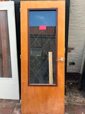 Binnendeur met glas 211,3 x 82,7 beschikbaar voor biedingen