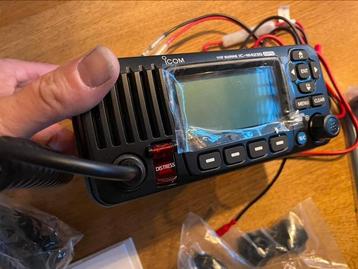 Icom IC-M425GE GPS nieuw in doos beschikbaar voor biedingen