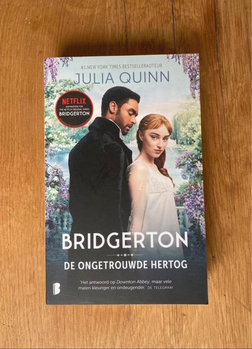 Julia Quinn - De ongetrouwde hertog; Bridgerton 1 / boek NL, Boeken, Literatuur, Gelezen, Nederland, Ophalen of Verzenden