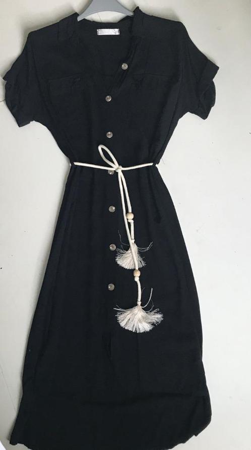 Zalige Viscose jurk zwart L + ceintuur wit, Kleding | Dames, Jurken, Zo goed als nieuw, Maat 42/44 (L), Zwart, Onder de knie, Verzenden