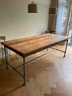 Massief houten industriële eettafel - 210 cm, Ophalen, 50 tot 100 cm, Zo goed als nieuw, Metaal