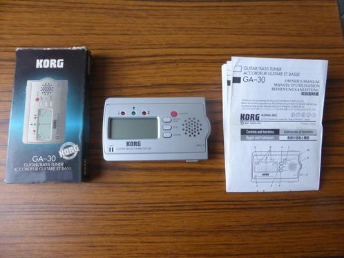 KORG GA-30 gitaar / bas tuner - stemapparaatje - GA30, Muziek en Instrumenten, Instrumenten | Toebehoren, Zo goed als nieuw, Overige instrumenten