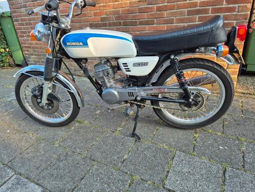 Honda cb50 5 versn zeer mooi., Fietsen en Brommers, Brommers | Oldtimers, Overige merken, Maximaal 45 km/u, Ophalen