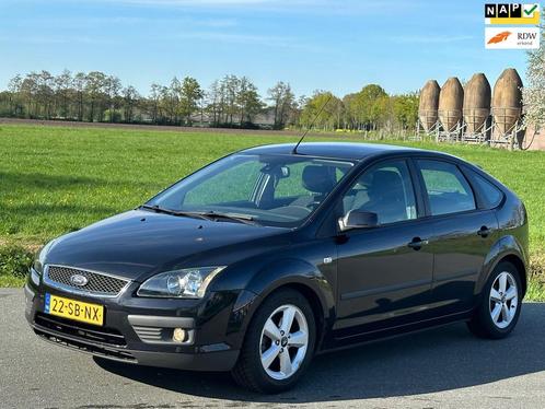 Ford Focus 1.6-16V Futura | Nap | Nette auto | Airco, Auto's, Ford, Bedrijf, Te koop, Focus, ABS, Airbags, Airconditioning, Boordcomputer