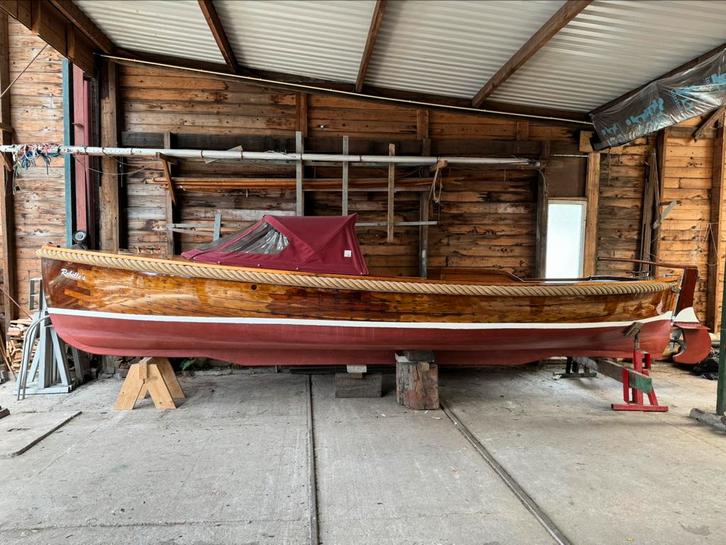 Klassieke sloep (8m) MOET NU WEG IVM VERHUIZING, Watersport en Boten, Sloepen, Gebruikt, 10 tot 30 pk, 6 meter of meer, Binnenboordmotor