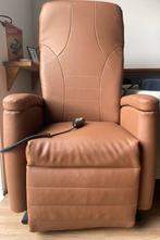 Elektrische sta-op-stoel Fitform 570 Vario, Huis en Inrichting, Fauteuils, Ophalen, Minder dan 75 cm, Leer, Zo goed als nieuw