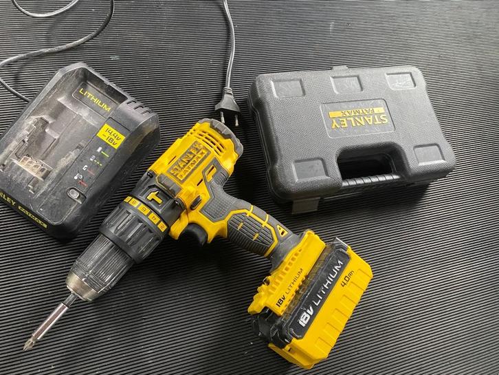 Stanley Fatmax, Doe-het-zelf en Verbouw, Gereedschap | Boormachines, Zo goed als nieuw, Boor- en Schroefmachine, Minder dan 400 watt