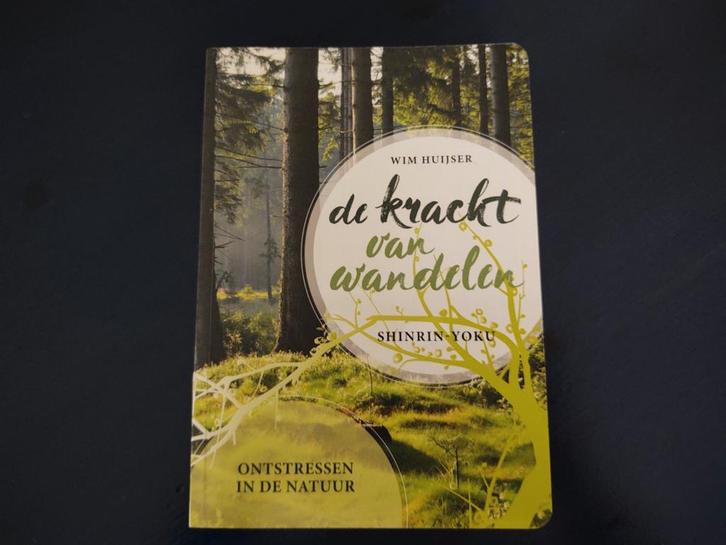 Wim Huijser - De kracht van wandelen, Boeken, Mode, Zo goed als nieuw, Overige onderwerpen, Ophalen of Verzenden
