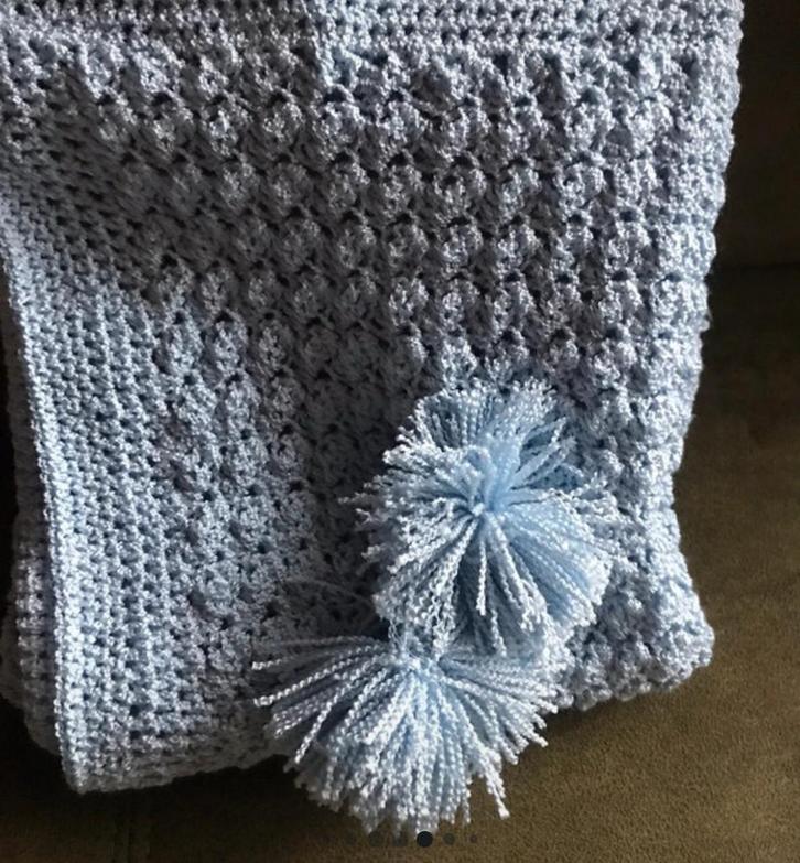 SchattigBaby blanket dekentje baby blauw 70x100 cm gehaakt, Kinderen en Baby's, Dekens, Slaapzakjes en Inbakerproducten, Zo goed als nieuw