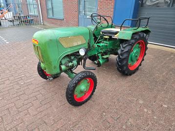 Holder 12 b bouwjaar 19 62  Met kenteken zitmaaier beschikbaar voor biedingen