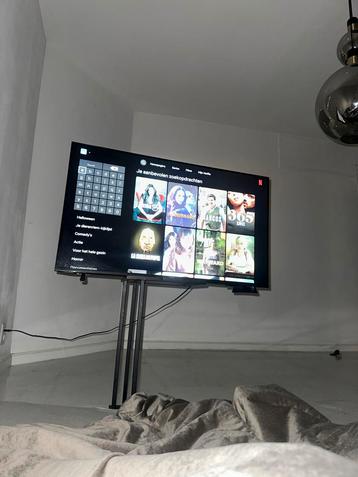 PHILIPS TV - Smart TV beschikbaar voor biedingen