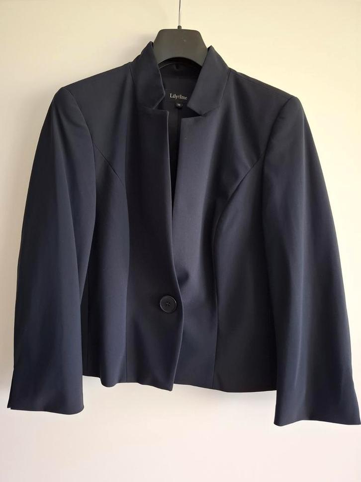 Donkerblauw jasje Lilytime - maat 36, Kleding | Dames, Overige Dameskleding, Zo goed als nieuw, Ophalen of Verzenden