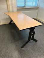 bureau, Huis en Inrichting, Bureaus, Ophalen of Verzenden, Gebruikt, Bureau