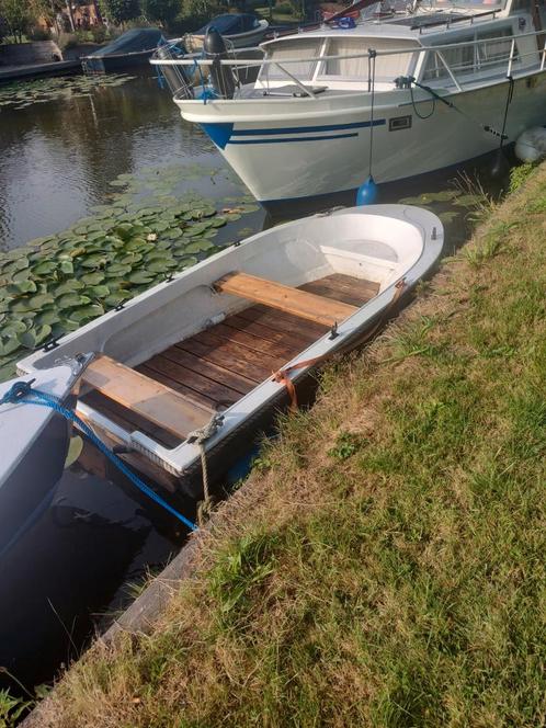Vis/ tour sloepje 3.40 met yamaha 4 pk 4 tact en trailer, Watersport en Boten, Vis- en Consoleboten, Gebruikt, Tot 10 pk, 3 tot 6 meter