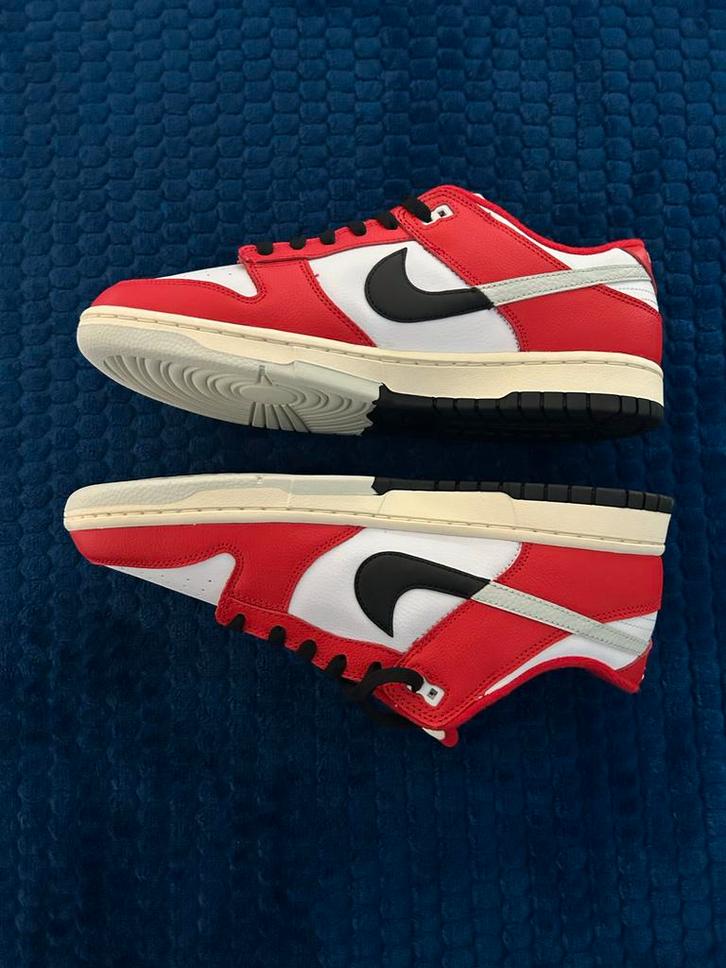 Nike Dunk Low Chicago Split - Maat 45 EU - Deadstock, Kleding | Heren, Schoenen, Nieuw, Sneakers of Gympen, Wit, Ophalen of Verzenden