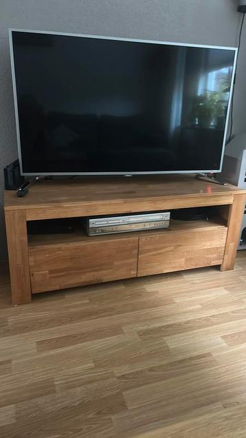 Houten tv kast 120 cm breed beschikbaar voor biedingen