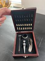 Schaakspel met Wijnaccessoires, Hobby en Vrije tijd, Gezelschapsspellen | Bordspellen, Een of twee spelers, Ophalen of Verzenden