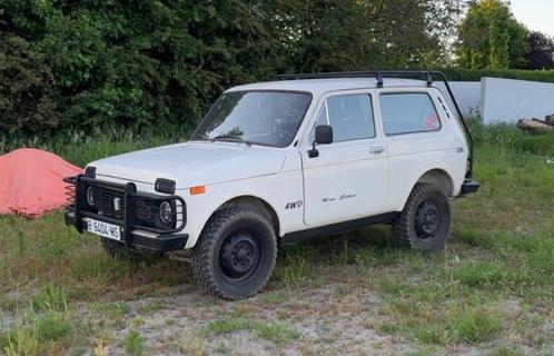 Lada Niva 1991 Wit (NL Kenteken & APK), Auto's, Lada, Bedrijf, Niva, 4x4, Trekhaak, Benzine, SUV of Terreinwagen, Handgeschakeld