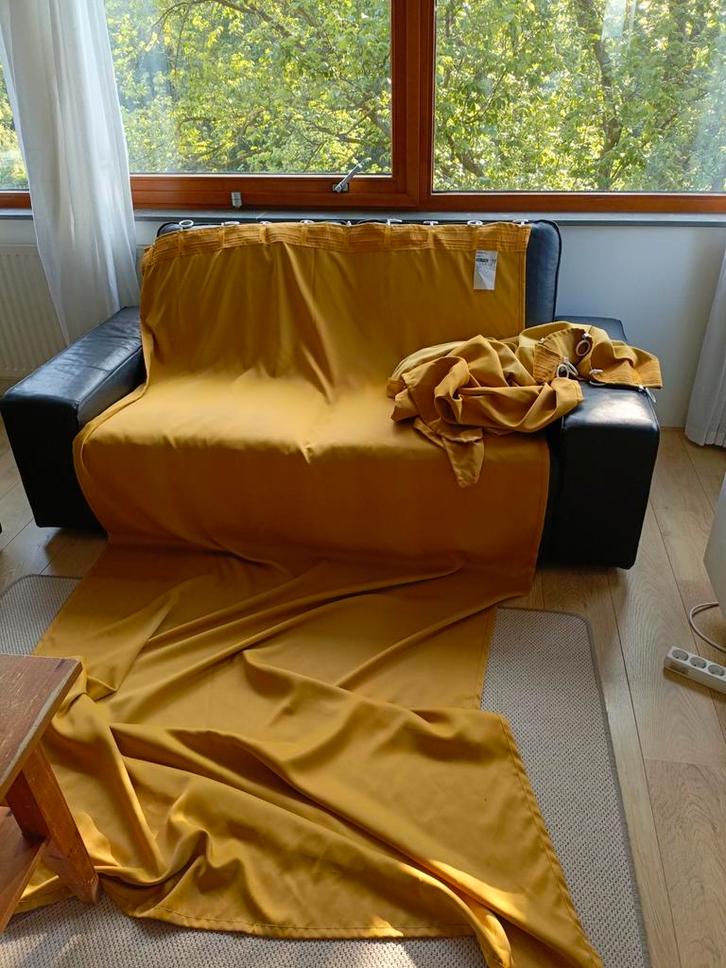 Ikea Majgull Verduisterende Gordijnen - Okergeel - Set van 2, Huis en Inrichting, Stoffering | Gordijnen en Lamellen, Zo goed als nieuw