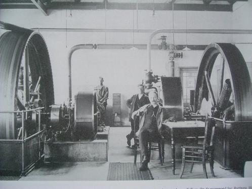 Hendrik Hofstede Crull - HEEMAF - Holland Signaal - TCS, Boeken, Techniek, Zo goed als nieuw, Elektrotechniek, Ophalen of Verzenden