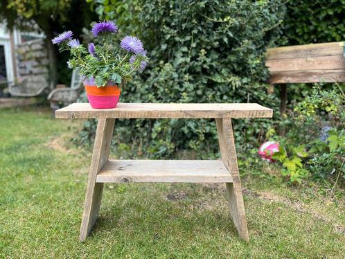 Houten sidetable, Huis en Inrichting, Tafels | Sidetables, Gebruikt, Minder dan 25 cm, 50 tot 100 cm, Rechthoekig, Overige houtsoorten