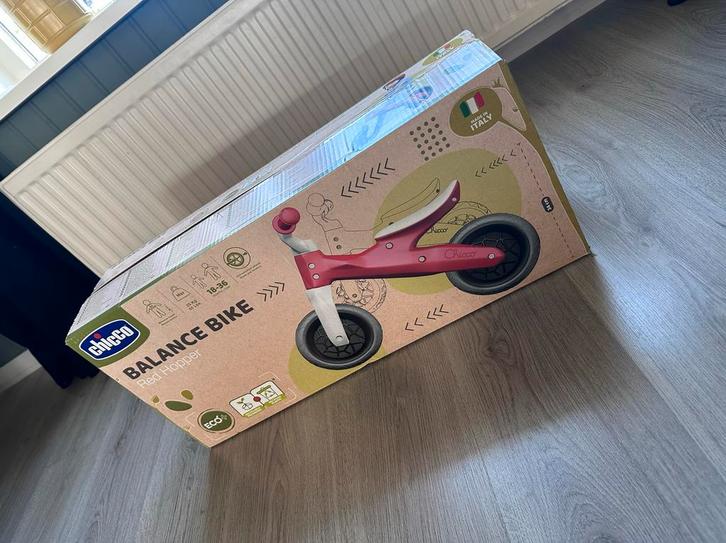 Chicco Loopfiets - Red Hopper - Nieuw!, Kinderen en Baby's, Speelgoed | Buiten | Voertuigen en Loopfietsen, Nieuw, Loopfiets, Ophalen of Verzenden