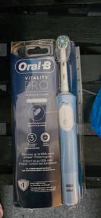 Oral-B Vitality Pro elektrische tandenborstel, Ophalen of Verzenden, Nieuw, Tandenborstel