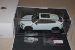 1:18LAMBORGHINI URUS white black wheels MR one off WRH, Hobby en Vrije tijd, Modelauto's | 1:18, Ophalen of Verzenden, Zo goed als nieuw