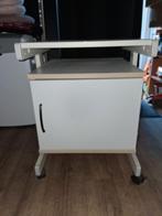 Kastje met deur, op wielen, printer, Ophalen, Zo goed als nieuw