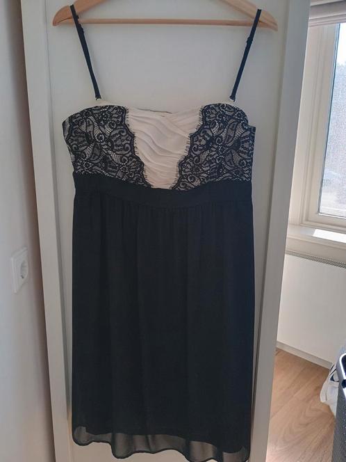 Mooie zwart/crème cocktailjurk Esprit, maat 42/44, Kleding | Dames, Gelegenheidskleding, Zo goed als nieuw, Maat 42/44 (L), Zwart