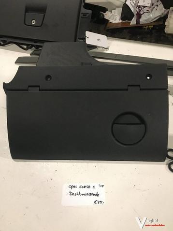 Opel Corsa C 2005 Dashboardkastje beschikbaar voor biedingen