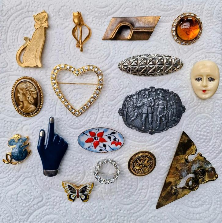 Vintage Broches en Sjaal Clips Collectie, Sieraden, Tassen en Uiterlijk, Broches, Gebruikt, Overige materialen, Overige kleuren