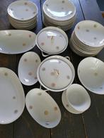 Servies 12 delig, Huis en Inrichting, Keuken | Servies, Ophalen, Gebruikt, Overige stijlen, Compleet servies