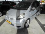 Toyota Aygo 1.0-12V Cool, Voorwielaandrijving, Euro 5, Gebruikt, 4 stoelen