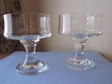 Drie zeer mooie champagne of cocktail coupes - beschikbaar voor biedingen