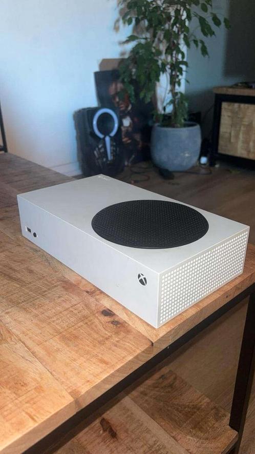 Xbox Series S, Spelcomputers en Games, Spelcomputers | Xbox Series X en S, Zo goed als nieuw, Ophalen of Verzenden