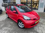 Toyota Aygo 1.0-12V 3Drs Nieuwe apk Sportwielen NAP, Auto's, Toyota, Gebruikt, 4 stoelen, 68 pk, Origineel Nederlands