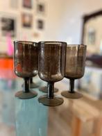 Set van 5 Smokey Wijnglazen H&M HOME - Chic vintage look, Huis en Inrichting, Keuken | Servies, Glas of Glazen, Ophalen of Verzenden